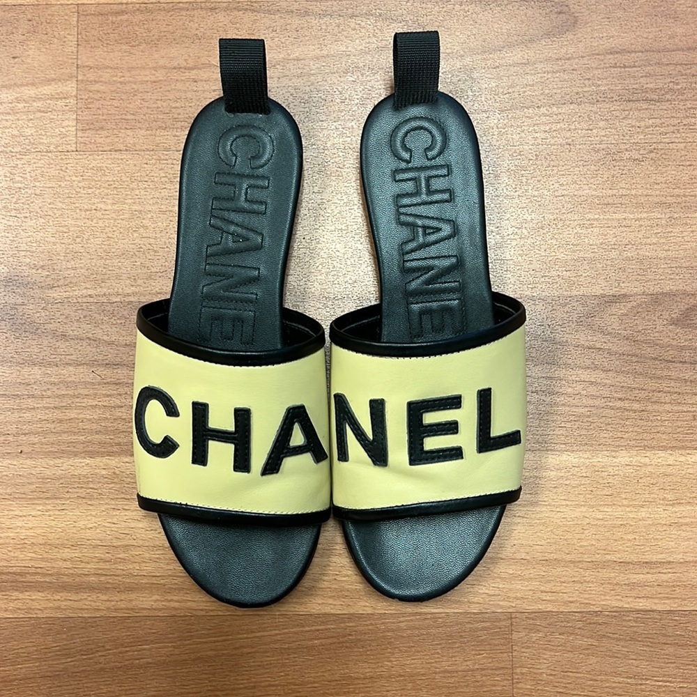 Chanel slides, size 7